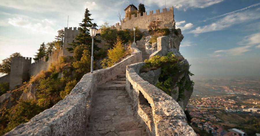 san-marino.jpg san-marino.jpg